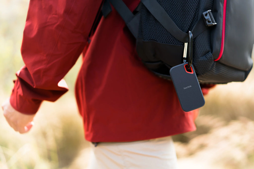 SDSSDE61-1T00-AW25 - USB SanDisk Up - Extreme SSD 3.2 Portable 1TB 1050MB/s USB-C, to 2 Gen - External