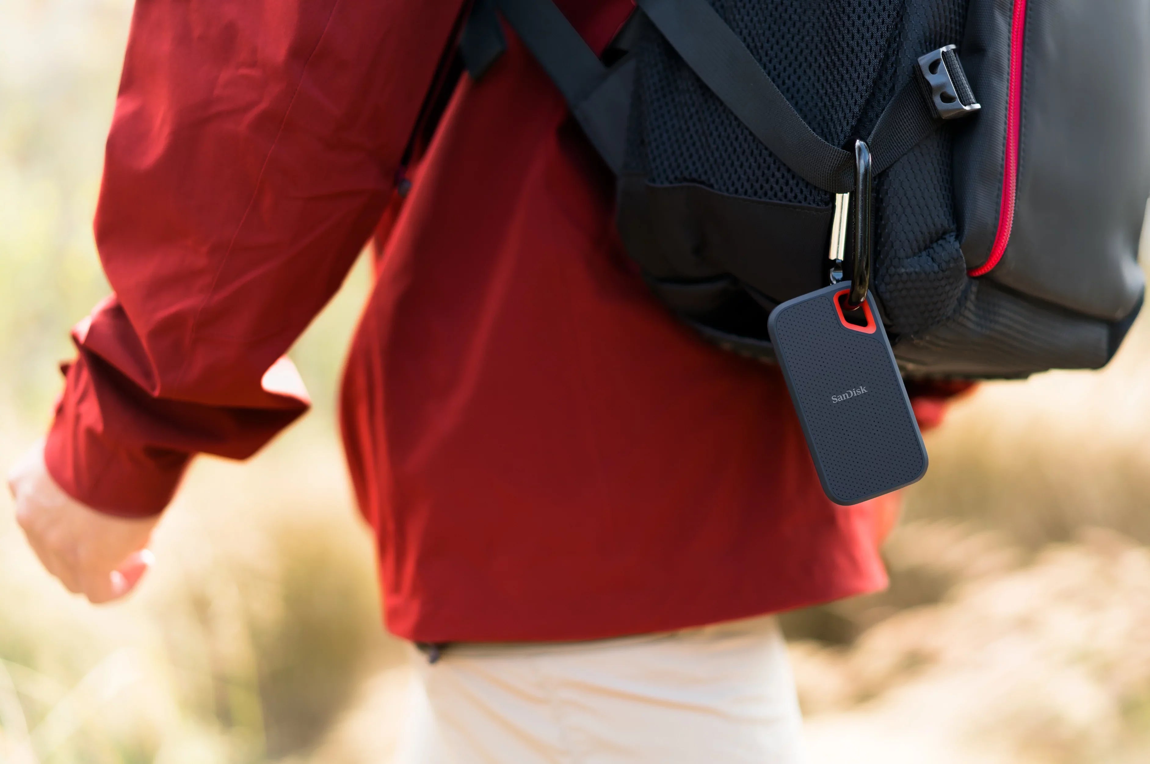 SDSSDE61-1T00-AW25 - USB SanDisk Up - Extreme SSD 3.2 Portable 1TB 1050MB/s USB-C, to 2 Gen - External