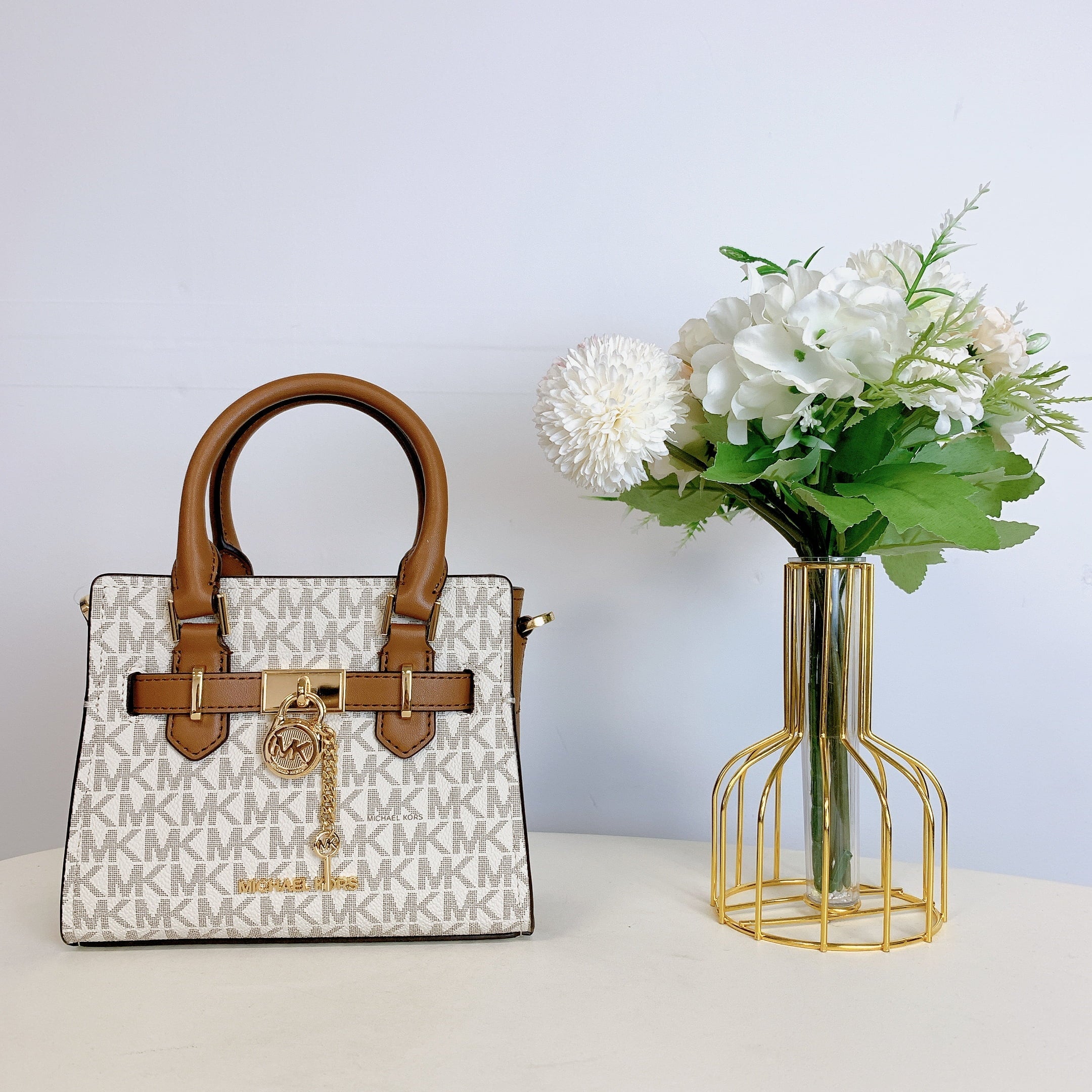 Michacl Kors XS in Signature Crossbody Hamilton 35H1GHMS0B Satchel VANILLA