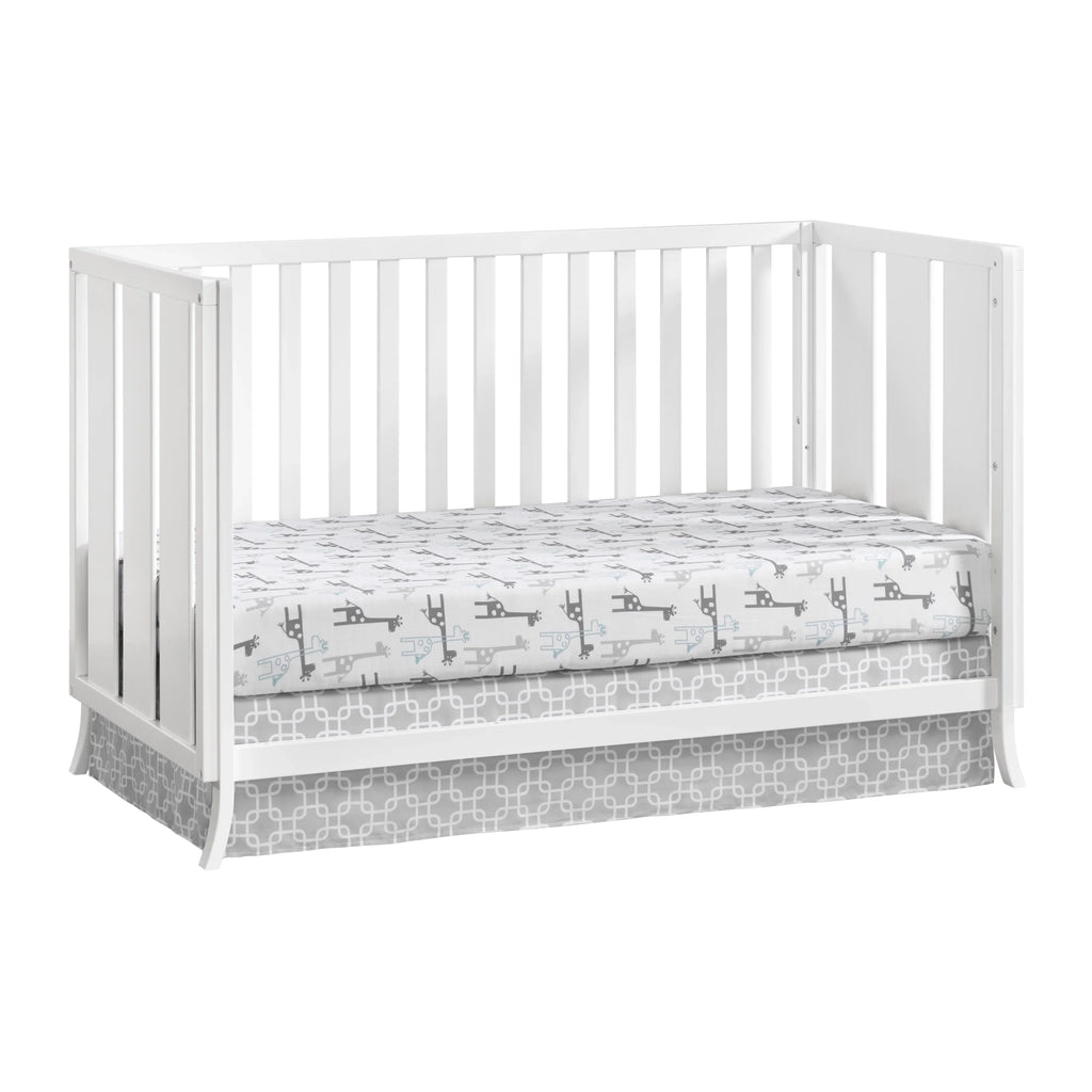Island 4 White Arlie Oxford in Baby 1 Crib Convertible