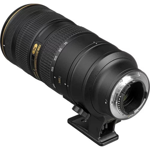'- 70-200mm VR NIKKOR Lens ED AF-S f/2.8G BUNDLE PRO Nikon II