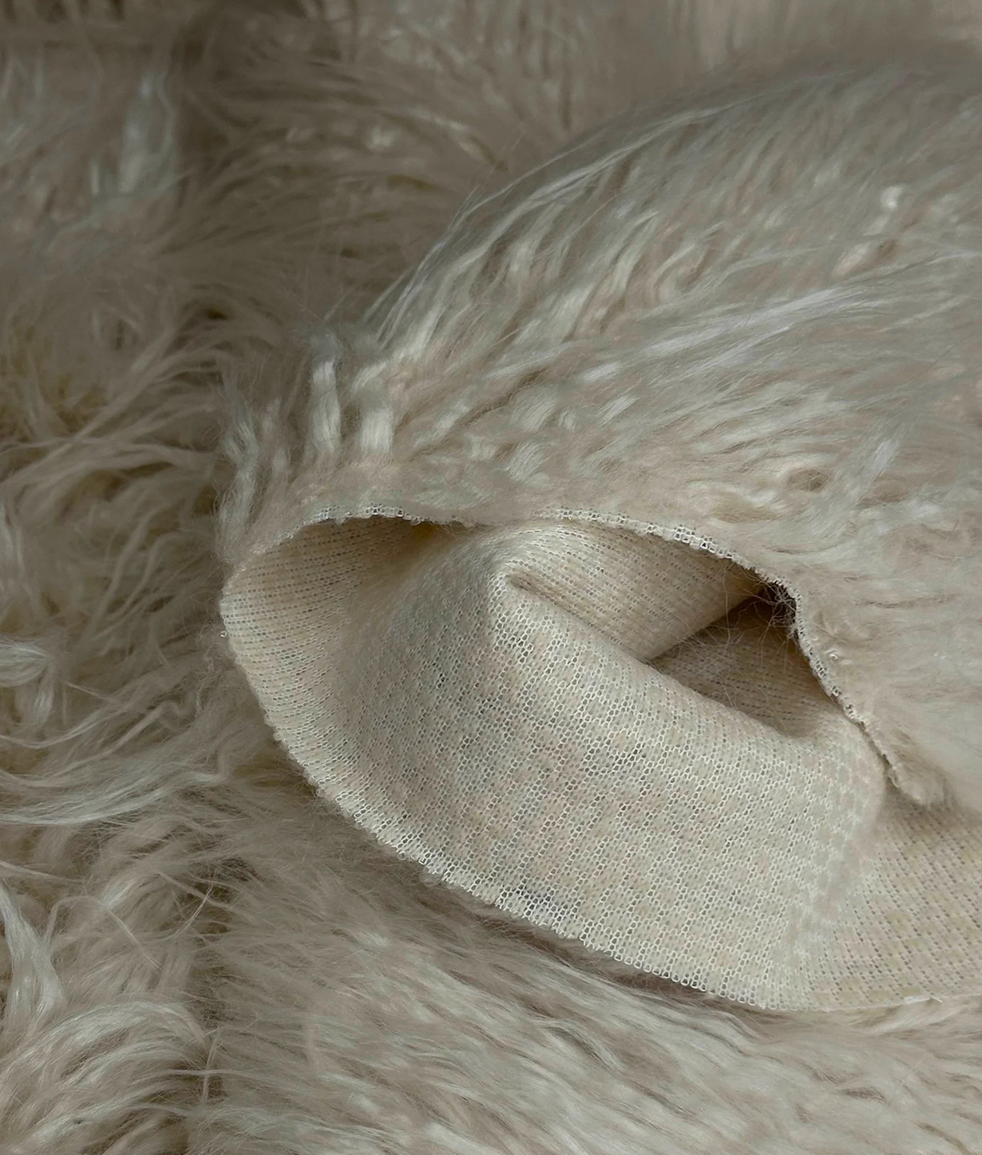Yard Sewing CURLY FUR LONG Sold (Latte by 3.5" Cream) 2.3oz 58" / Craft, Wide Per Yard Cosplay Faux Continuous Fake Pile Fire Japanese Yarn Retardant Yak
