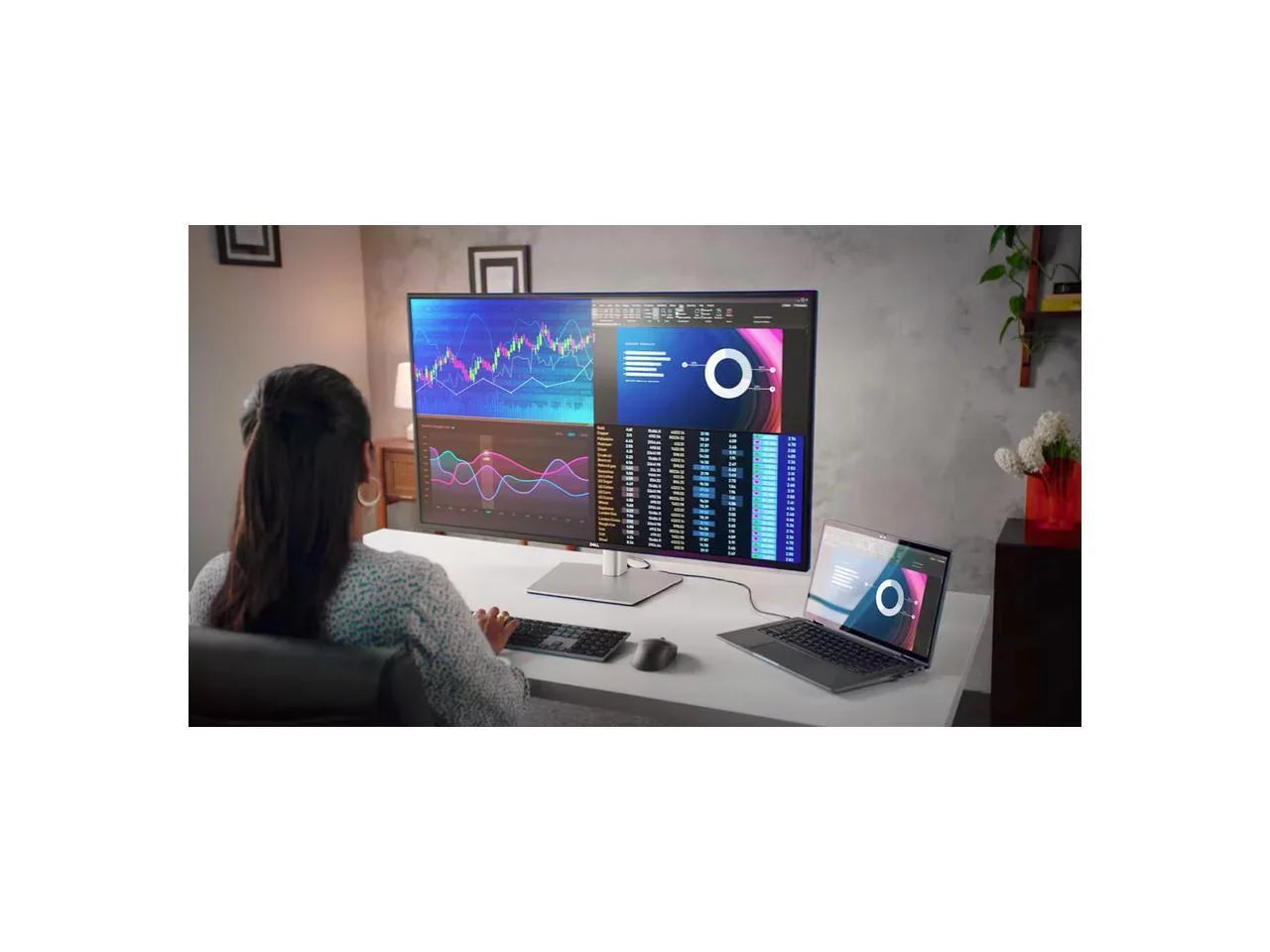3840 16:9 (4K) - - ms Monitors GTG x 2160 Dell - - UHD Nit UltraSharp 350 Panel IPS 42.5' 5 -