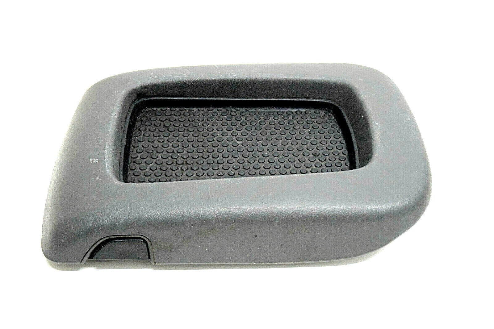 Lid 06 Tahoe Charcoal 03 Chevy Yukon Center 05 Console Silverado 04