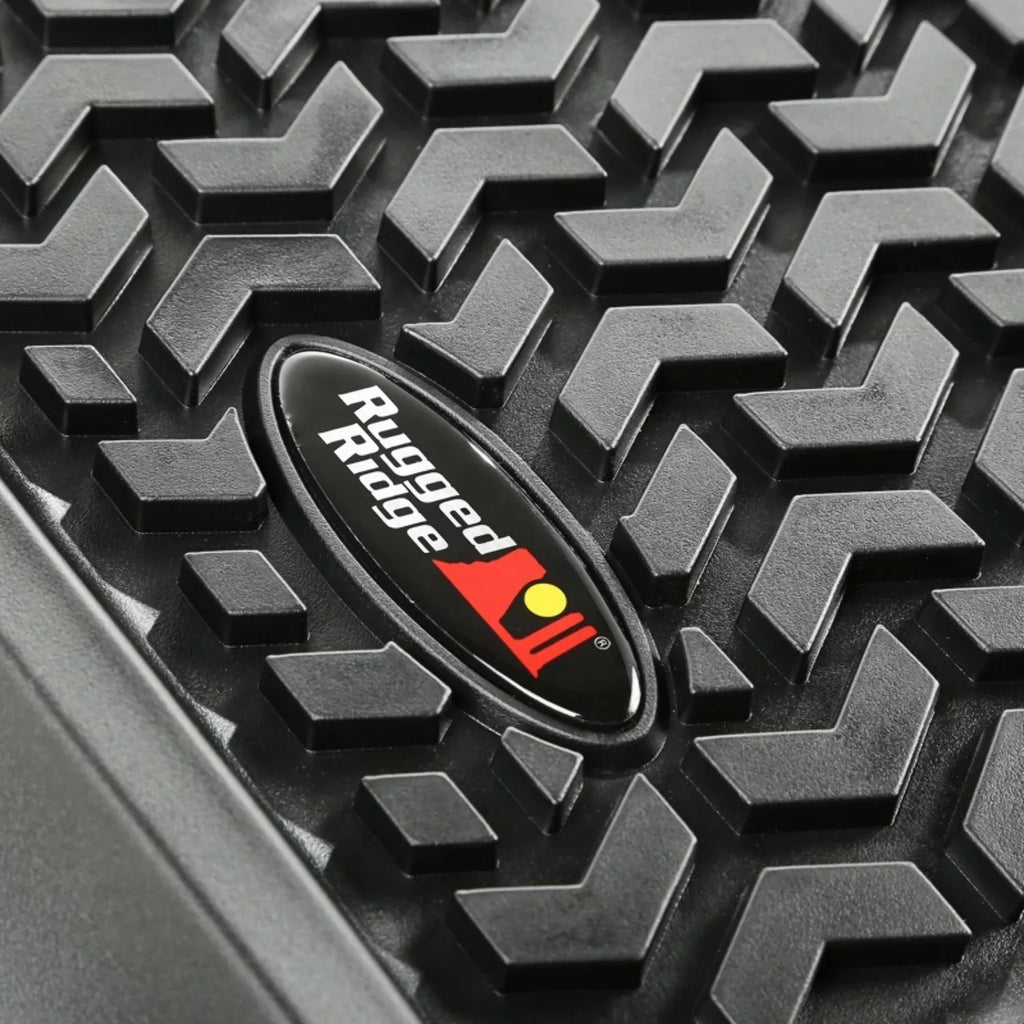 Rugged with | Compatible RealTruck 12988.10 Liner, Floor by Front/Rear/Cargo Ridge Jeep | | 1997-2006 TJ/LJ Wrangler