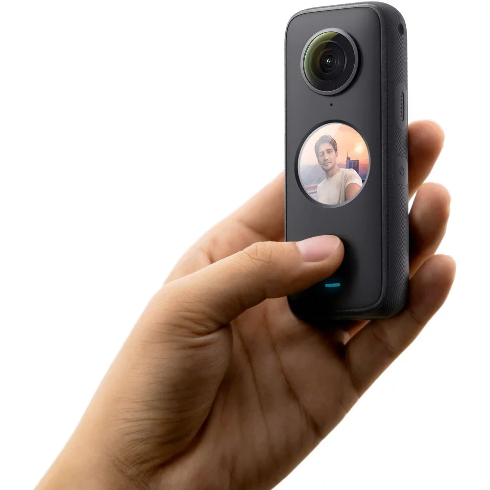 Bundle Essential CINOSXX/a Camera - Megapixels 72 Accessory ONE Pocket 22PC Insta360 X2