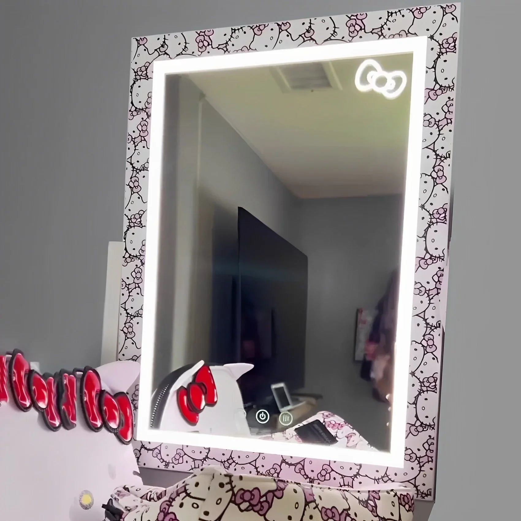 and 3X with Vanity Vanity Quality Degree Iron Frame Impressions Tone LED Mirror Swivel Mirror, Hello Lighted Lights Makeup (White) Mirror Tri and 360 with Cute Magnification, Kitty Touch