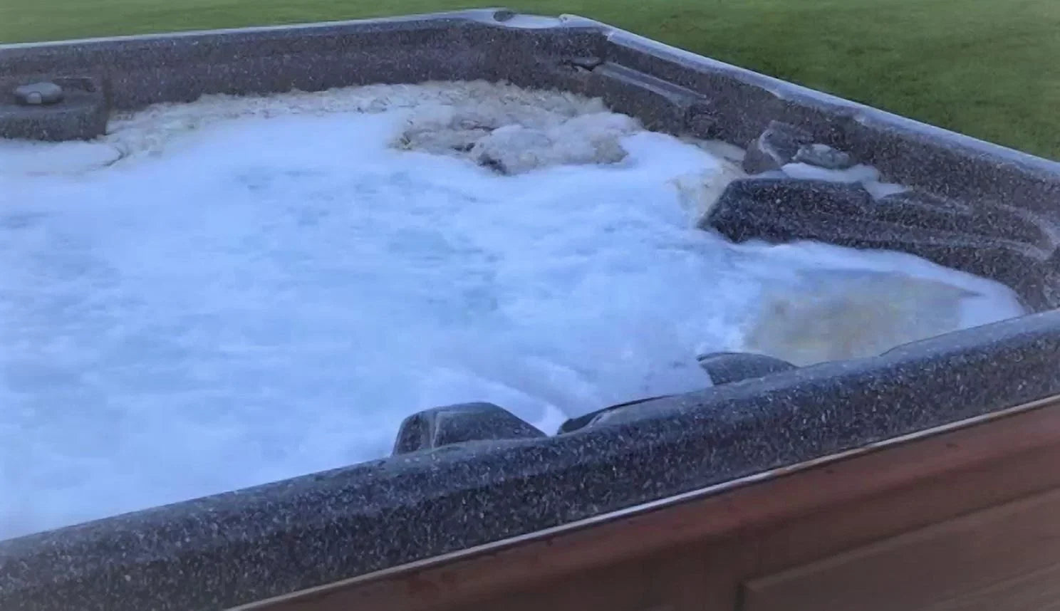 Purge Waters Clean Spa Cleaning & Product Drain Choice