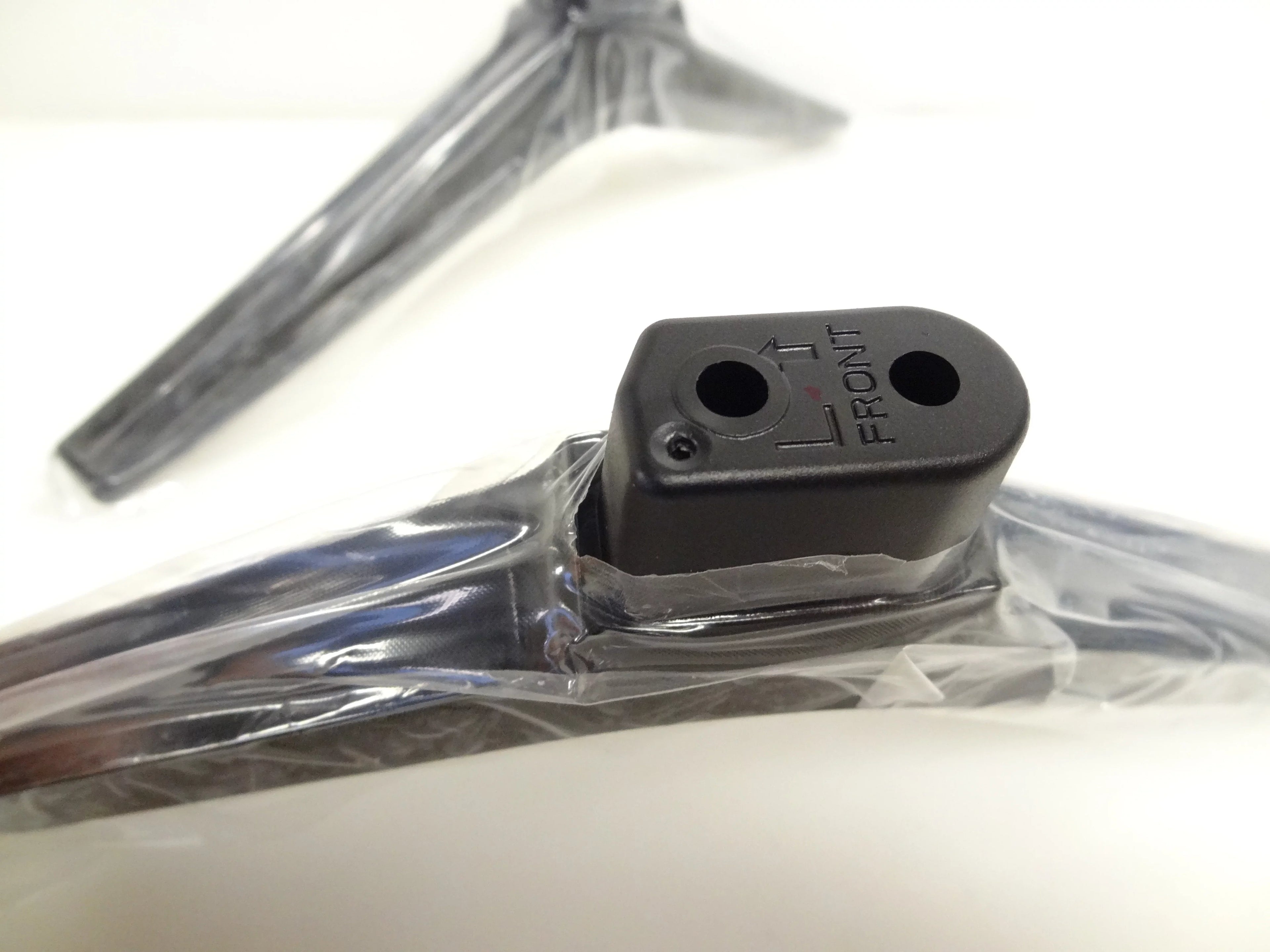58H6550E Stand LC-50Q7030U 50H6E 55H6E Legs Sharp W/Screws 55R6E - NEW