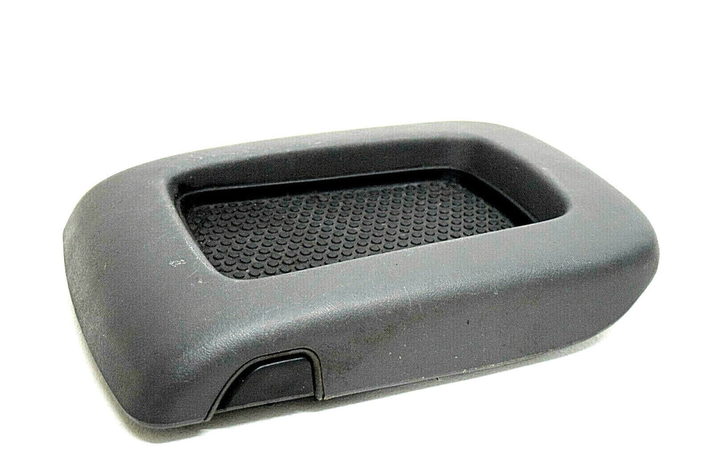 Lid 06 Tahoe Charcoal 03 Chevy Yukon Center 05 Console Silverado 04