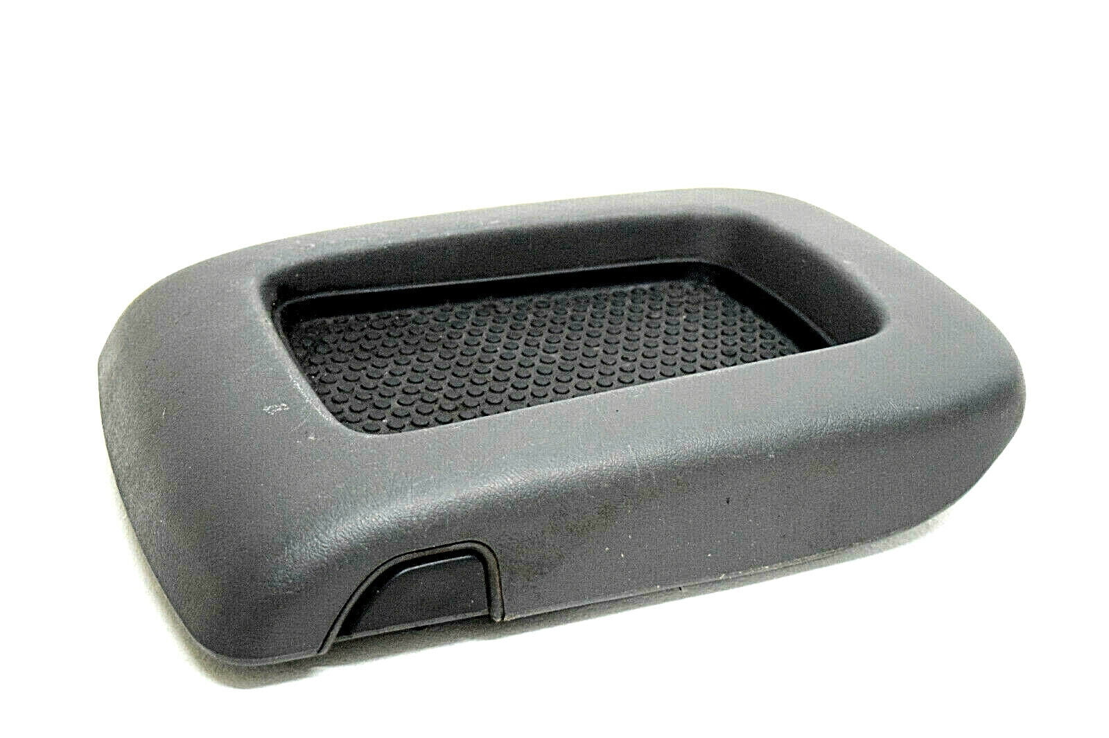 Lid 06 Tahoe Charcoal 03 Chevy Yukon Center 05 Console Silverado 04