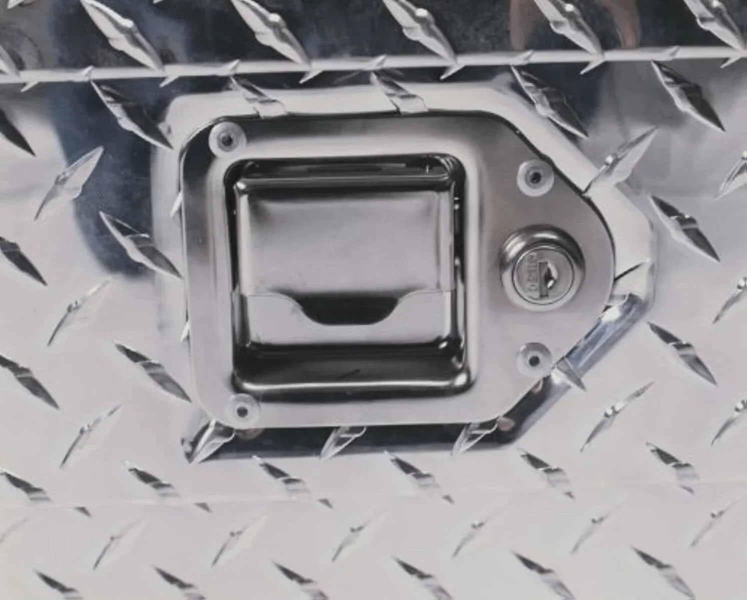 UWSTBS-72-BLK TBS-72-BLK F150 DOD/99-C BLACK/72IN 95-C HD/04-C UWS/United SINGLE LID Services Welding FD